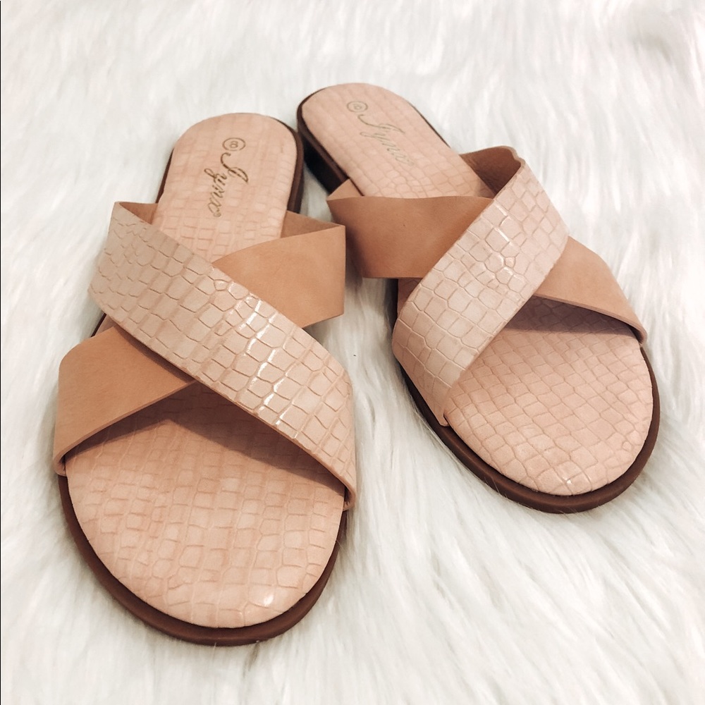 Boutique Spring Sale ✨ Mauve Crocodile Leather Sandal Slide